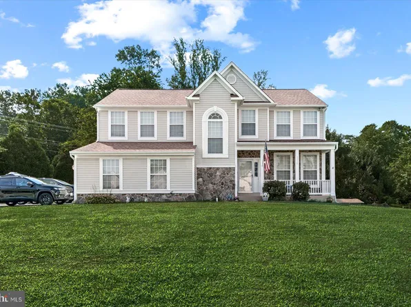 9316 Paul Dr, Manassas Park, VA 20111