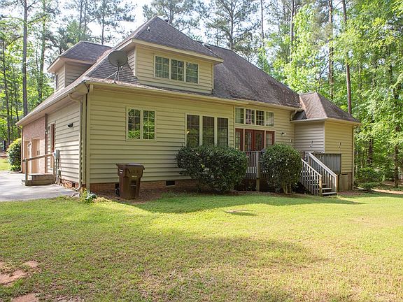 3rd image of 404 Gatewood Dr