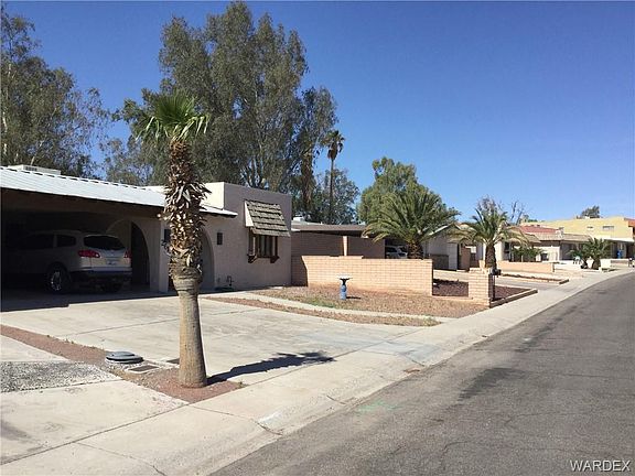 2nd image of 2611 Country Club Dr