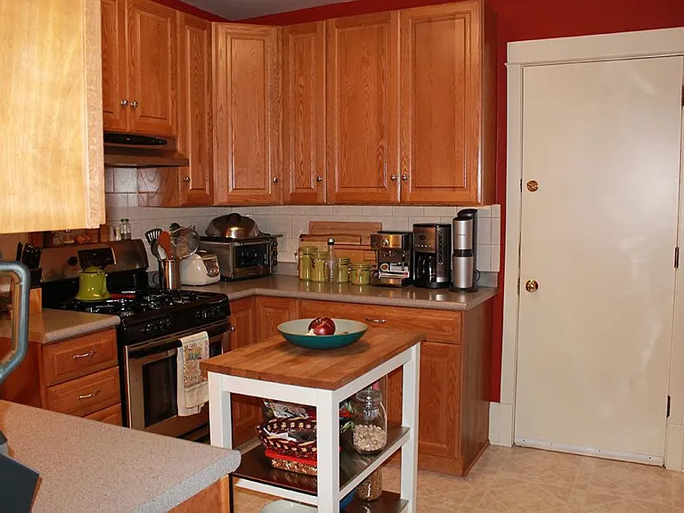 2312 Girard Ave S #3 — Photo 6