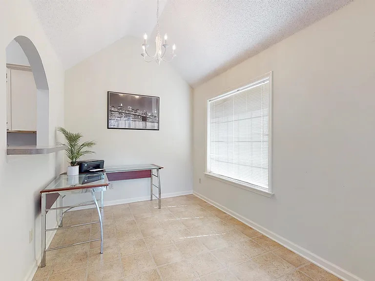 195 Cross Point Dr — Photo 5