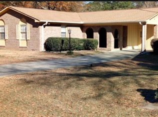 3410 Leisure Ln, Atlanta, GA 30349