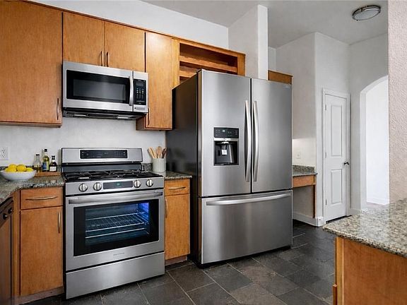 5th image of 3445 Stratford Rd NE APT 3102