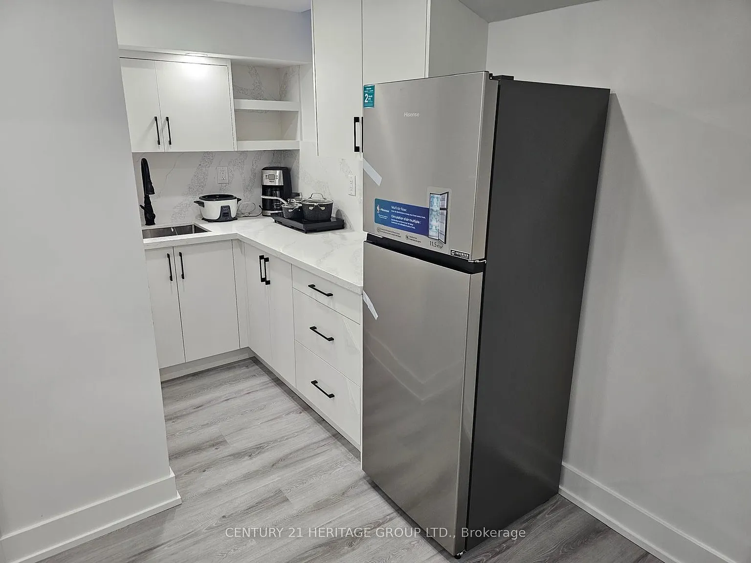 Studio, $1,350 — Photo 4
