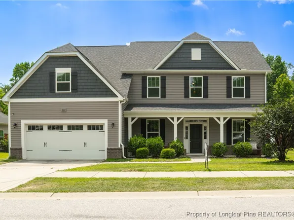 228 Bridgehaven Dr, Raeford, NC 28376