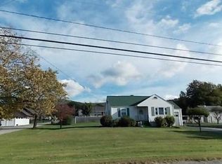 210 Hopwood Fairchance Rd, Uniontown, PA 15401