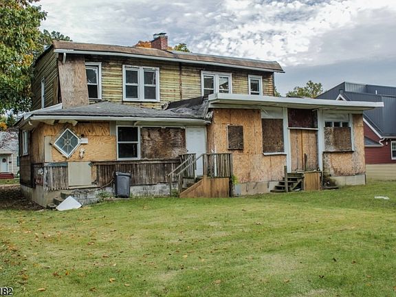 5th image of 514 Grove St