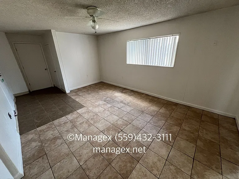 1428 E Brown Ave — Photo 11