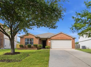 664 Hometown Pkwy, Kyle, TX 78640