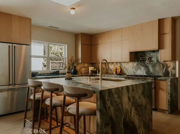 4048 Tivoli Ave, Los Angeles, CA 90066