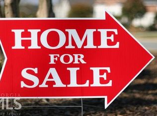 411 Hunts Landing Dr, Kathleen, GA 31047