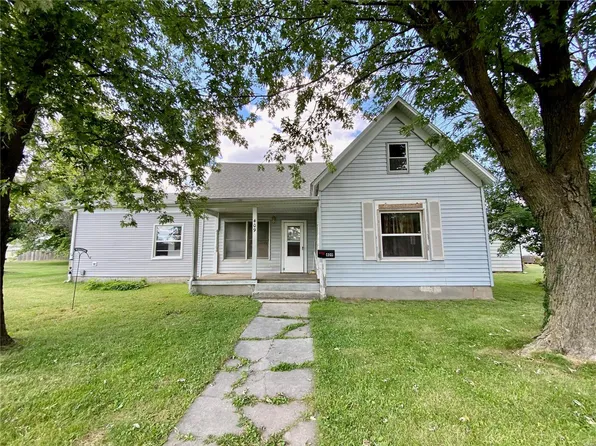 409 N 2nd St, Wellsville, MO 63384