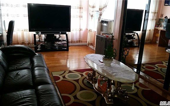 5th image of 9537 81st St