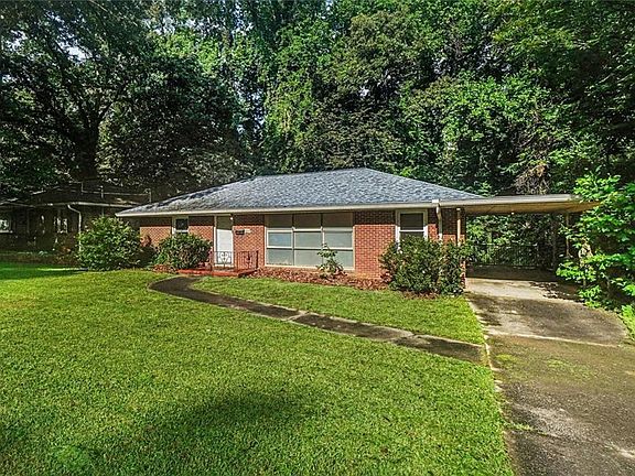 3rd image of 2841 Cloverhurst Dr