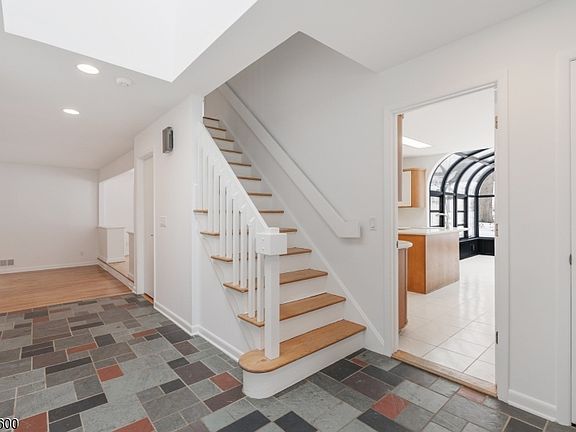 3rd image of 10 Blazier Road