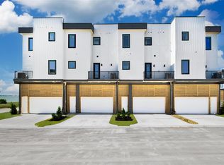 4412 Tucker Ln, Seabrook, TX 77586