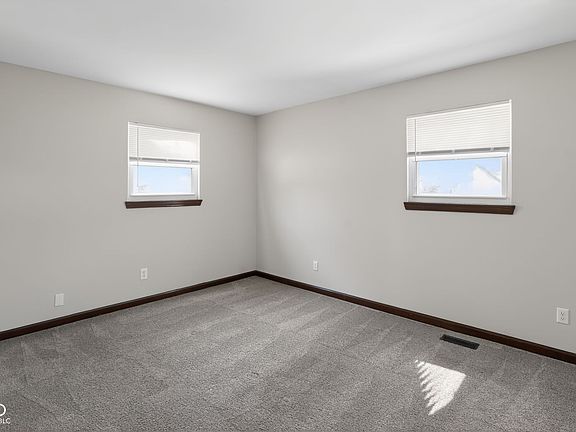 4th image of 5508 Armstrong Dr