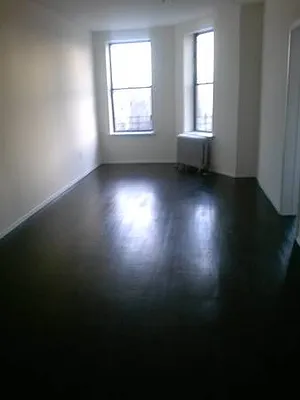 Rented by RS Bracha | media 2