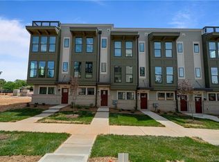 327 Uptown West Dr #46, Charlotte, NC 28208