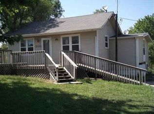 9894 198th Rd, Mayetta, KS 66509