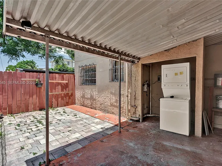 2145 SW 7th St #1 — Photo 13