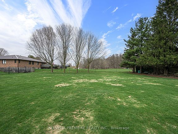 5th image of 15298 Medway Rd
