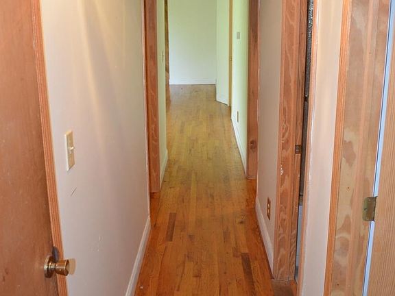 4th image of 5681 Fullview Heights Dr #B