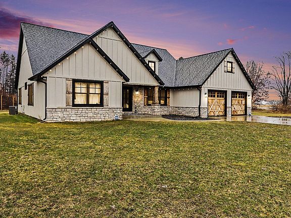 2nd image of 15068 Mohney Lake Rd