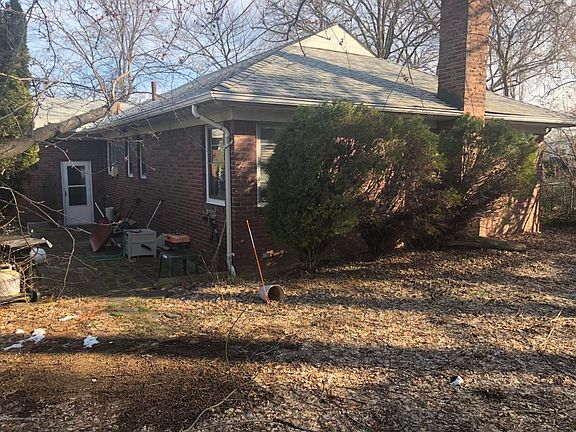 3rd image of 16 Benedict Ave
