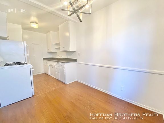3rd image of 1010 N Orange Grove Ave #2A