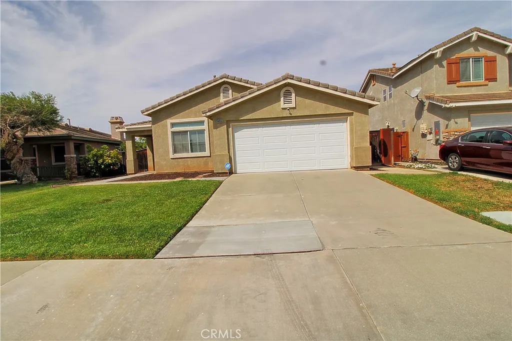 3 bed, 1772 sqft, $3,100 — Photo 1
