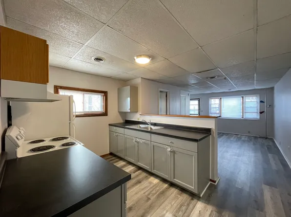 341 E Michigan St #3, Marquette, MI 49855