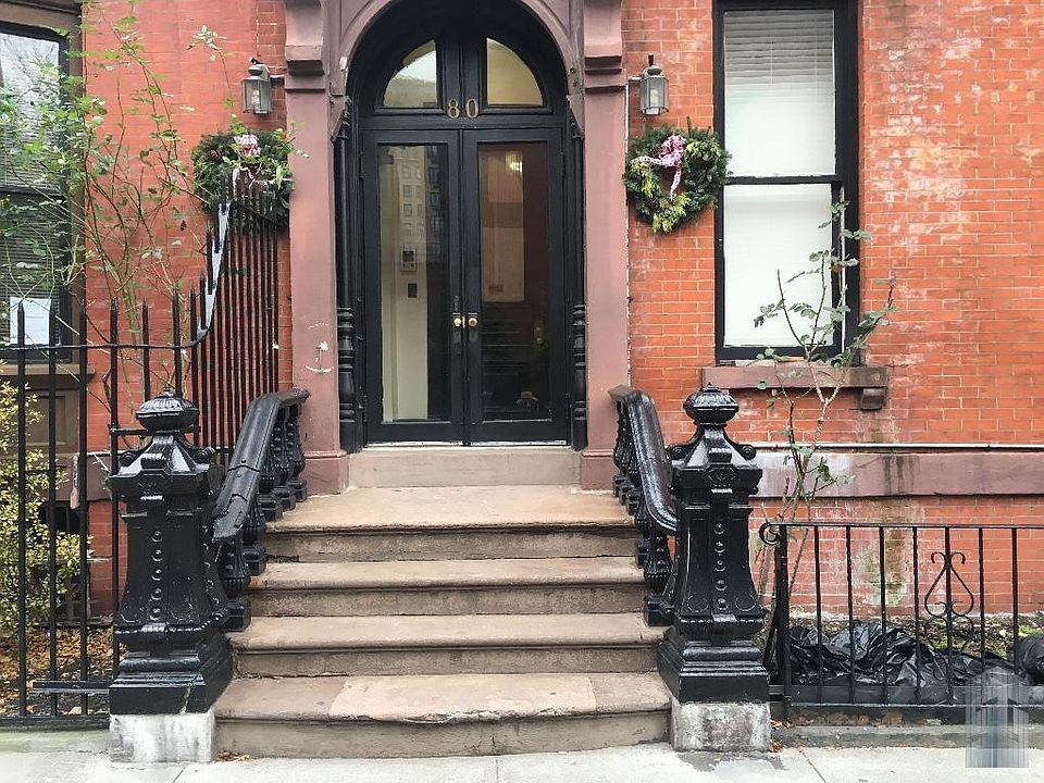 1st image of 80 Joralemon St APT 3A