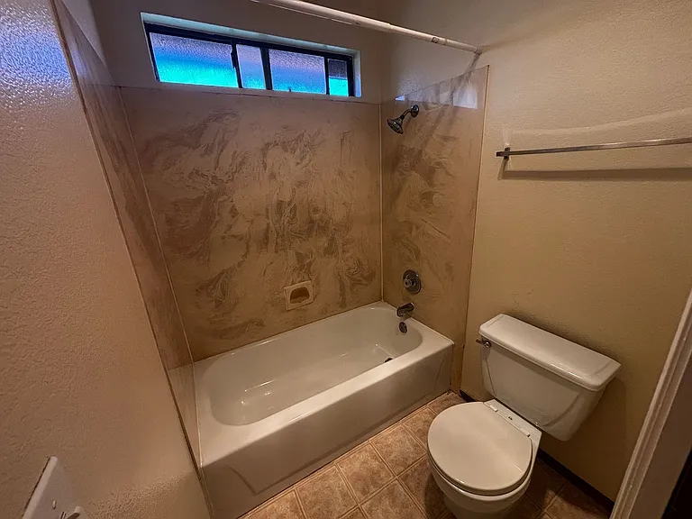 1460 Hornblend — Photo 17