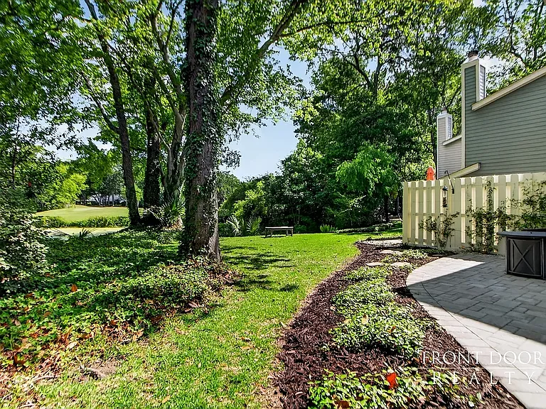 1724 Villa Maison — Photo 25