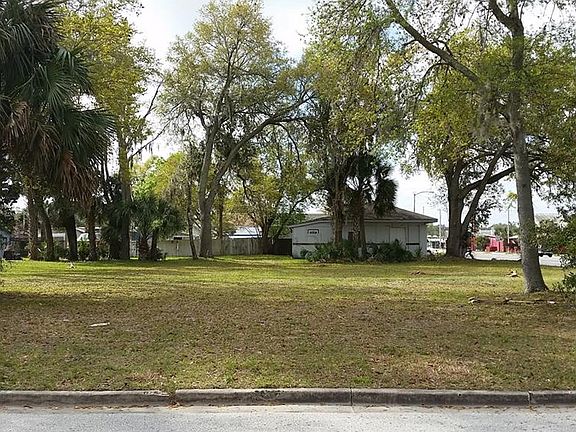 4th image of 1109 French Ave