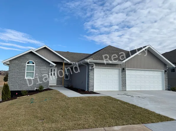2733 W Colton, Ozark, MO 65721