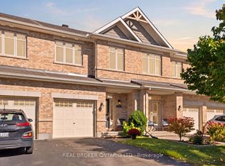 2221 Angelica Ave, Ottawa, ON K4A0S7
