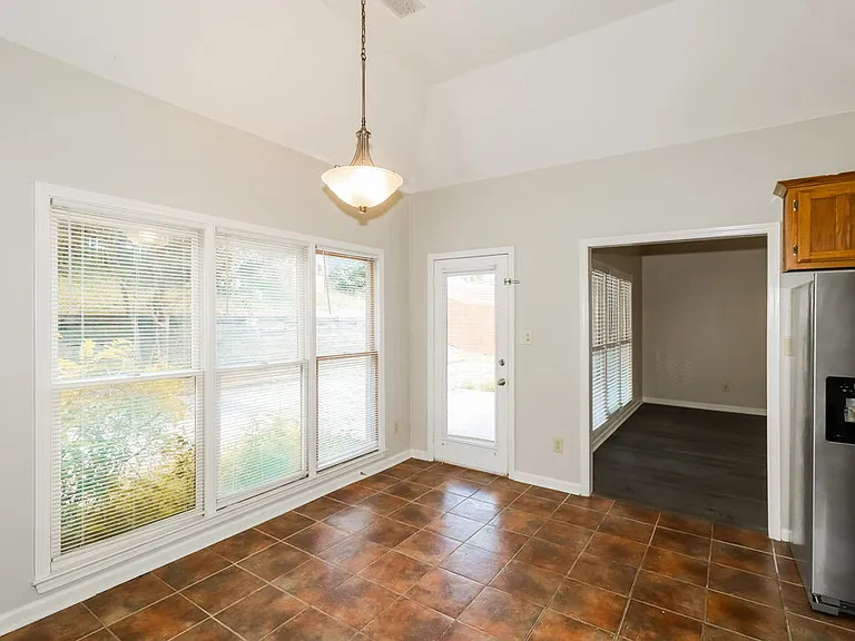 9224 Chimneyrock Blvd — Photo 7