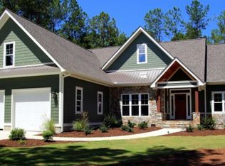 44 Spearhead Dr, Whispering Pines, NC 28327