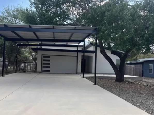 1418 Rip Jay Cir, Canyon Lake, TX 78133