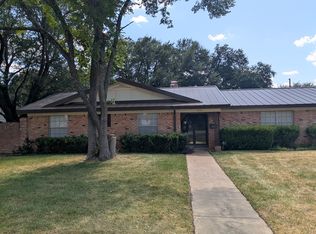 2808 Mount Carmel Dr, Waco, TX 76710
