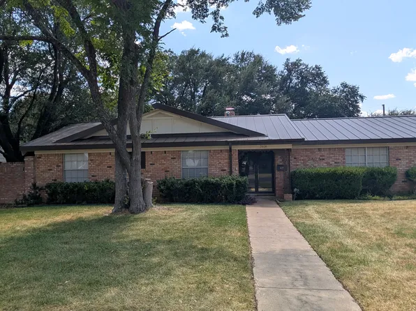 2808 Mount Carmel Dr, Waco, TX 76710