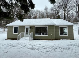 31 Ferguson Rd, Huntsville, ON P1H 1X7