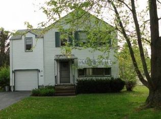 39 N Hillside Rd, Canfield, OH 44406