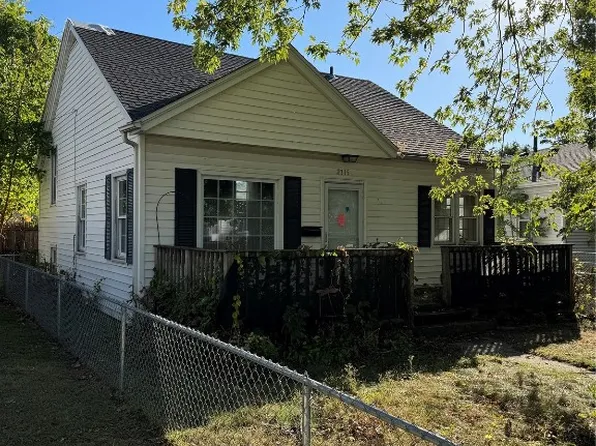 2315 11th Ave SE, Cedar Rapids, IA 52403