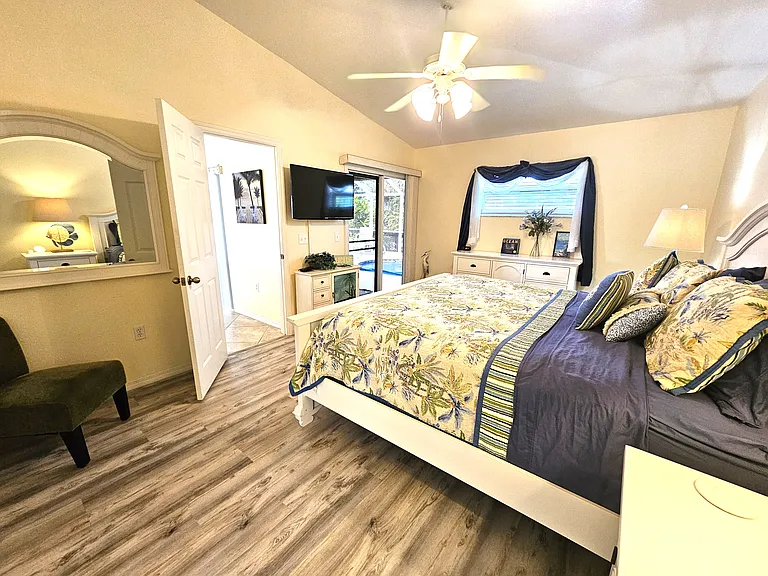 246 Albatross Rd — Photo 15