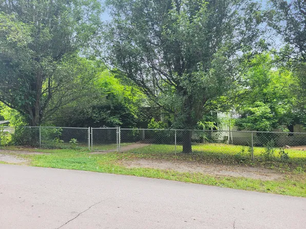 158 W Spring St, Whitwell, TN 37397