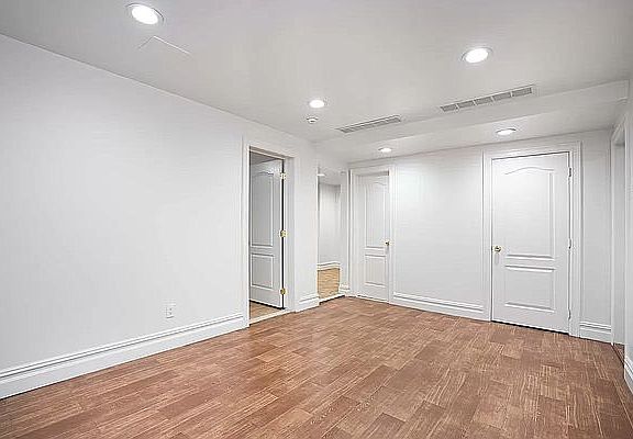 3rd image of 605 W 151st St #L