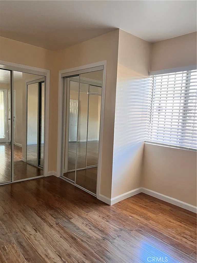 Studio, 1305 sqft, $1,650 — Photo 1